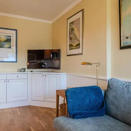 Appartement Haus Friedeburg App Seestern Rantum Auf *
