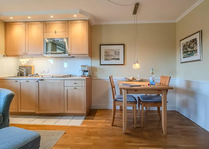 Apartment Haus Friedeburg App Seestern Rantum Auf